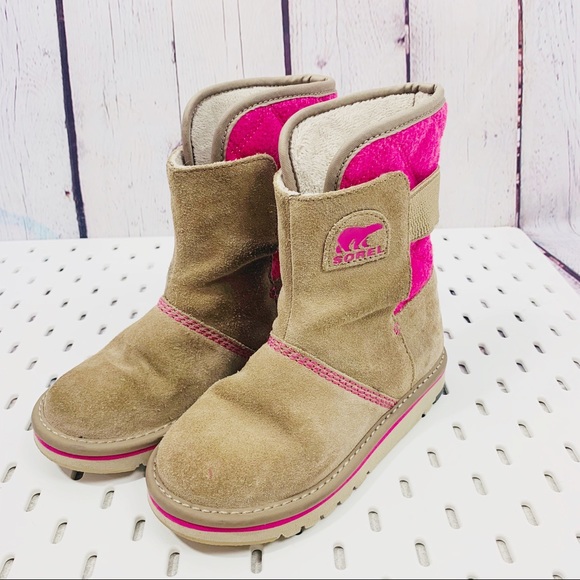 sorel newbie suede ankle boots